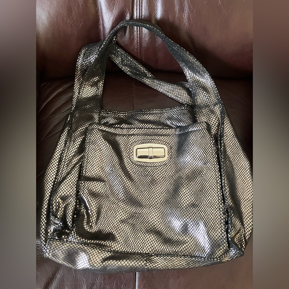 B. Makowsky hobo bag